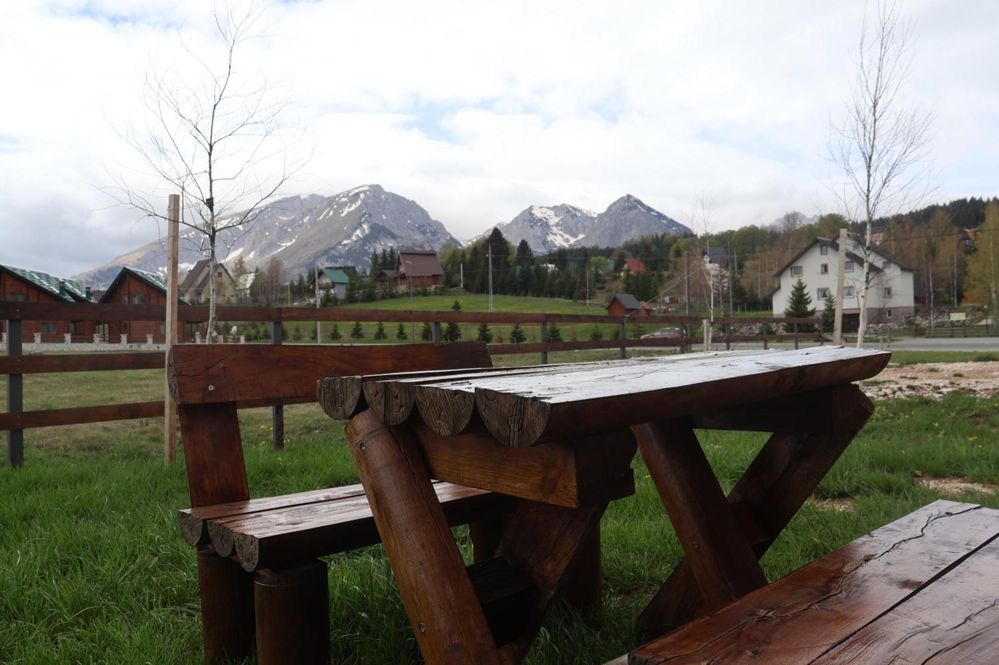 Portes Du Soleil - Zabljak Екстериор снимка