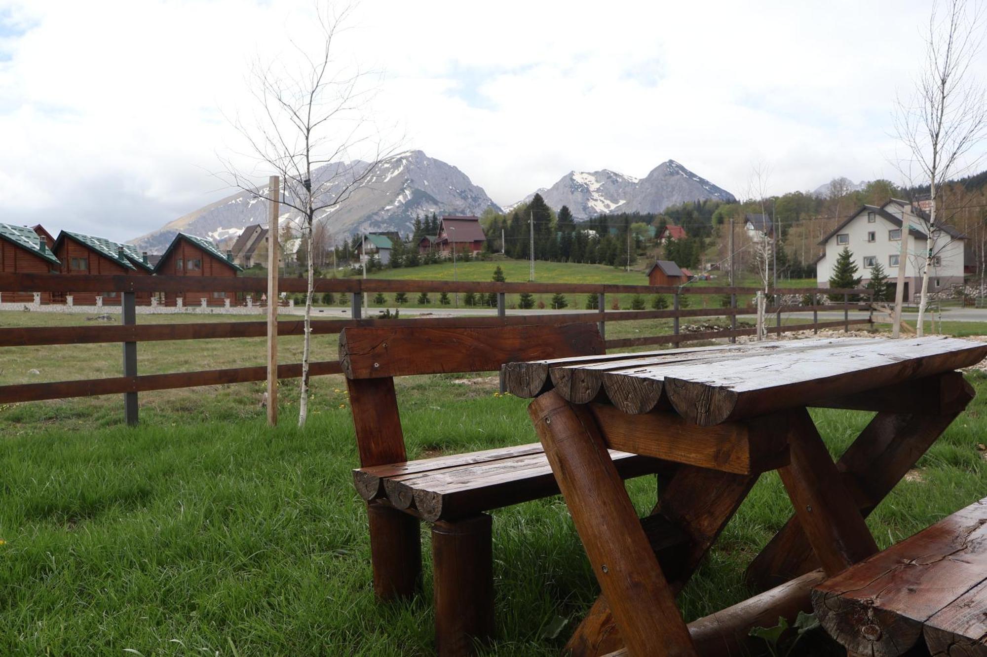Portes Du Soleil - Zabljak Екстериор снимка